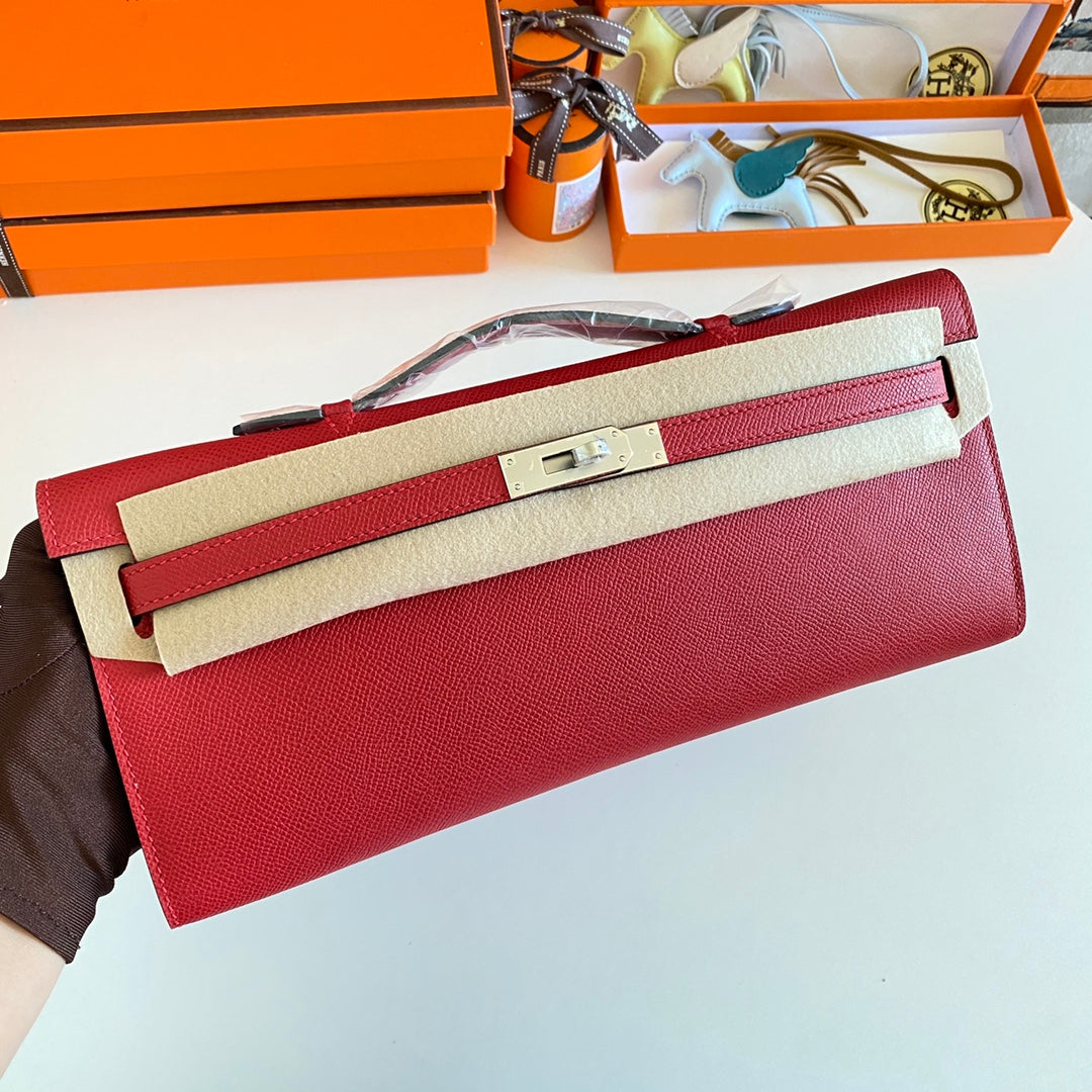 HM KELLY CUT 31 CUIR EPSOM ROUGE QUINCAILLERIE ARGENTÉE 229050