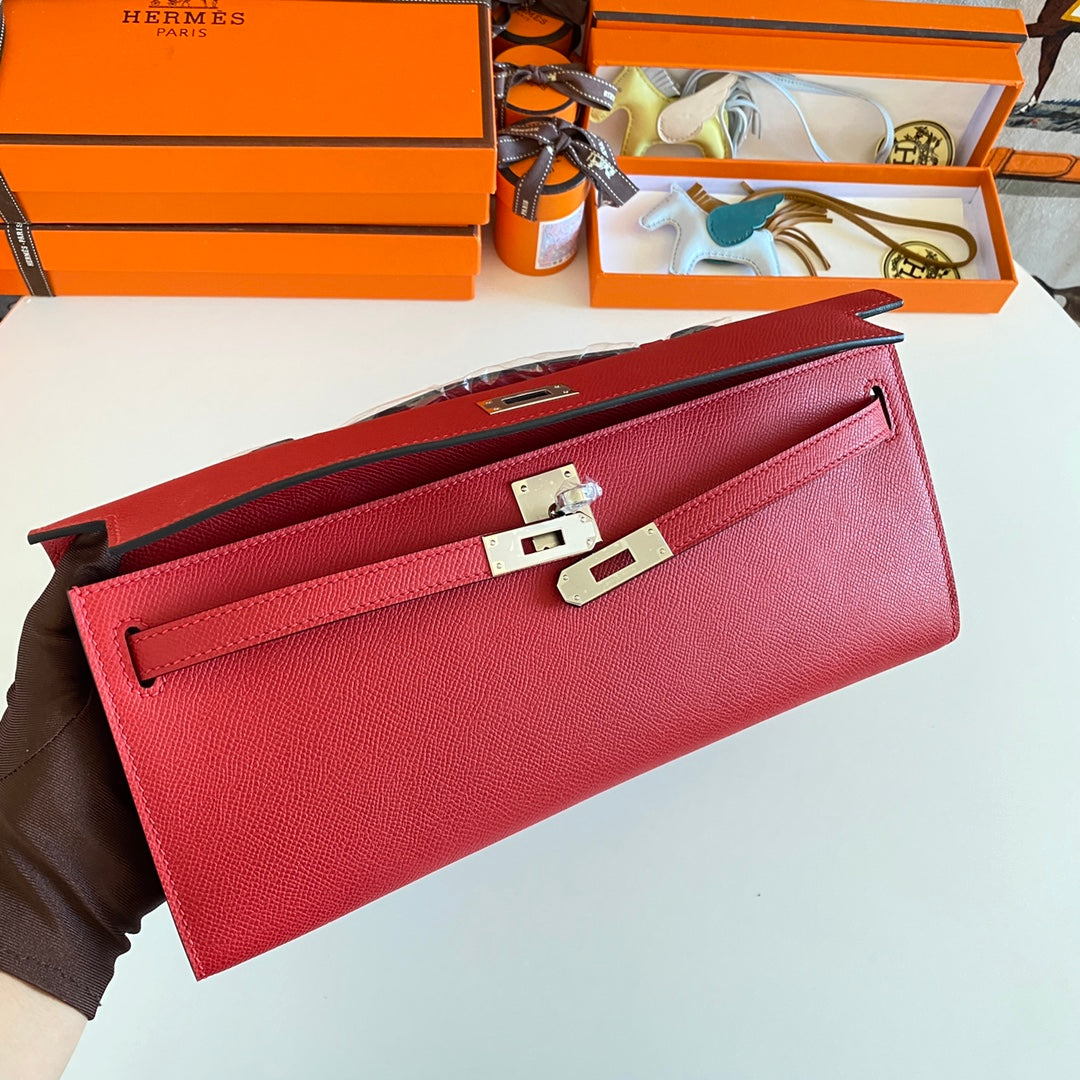 HM KELLY CUT 31 CUIR EPSOM ROUGE QUINCAILLERIE ARGENTÉE 229050
