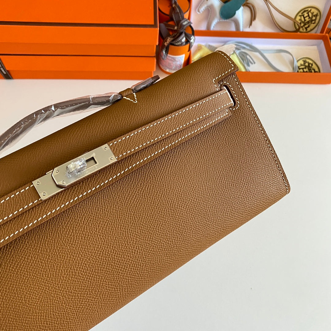 HM KELLY CUT 31 CUIR EPSOM BEURRE DE CACAHUÈTE QUINCAILLERIE ARGENTÉE 229056