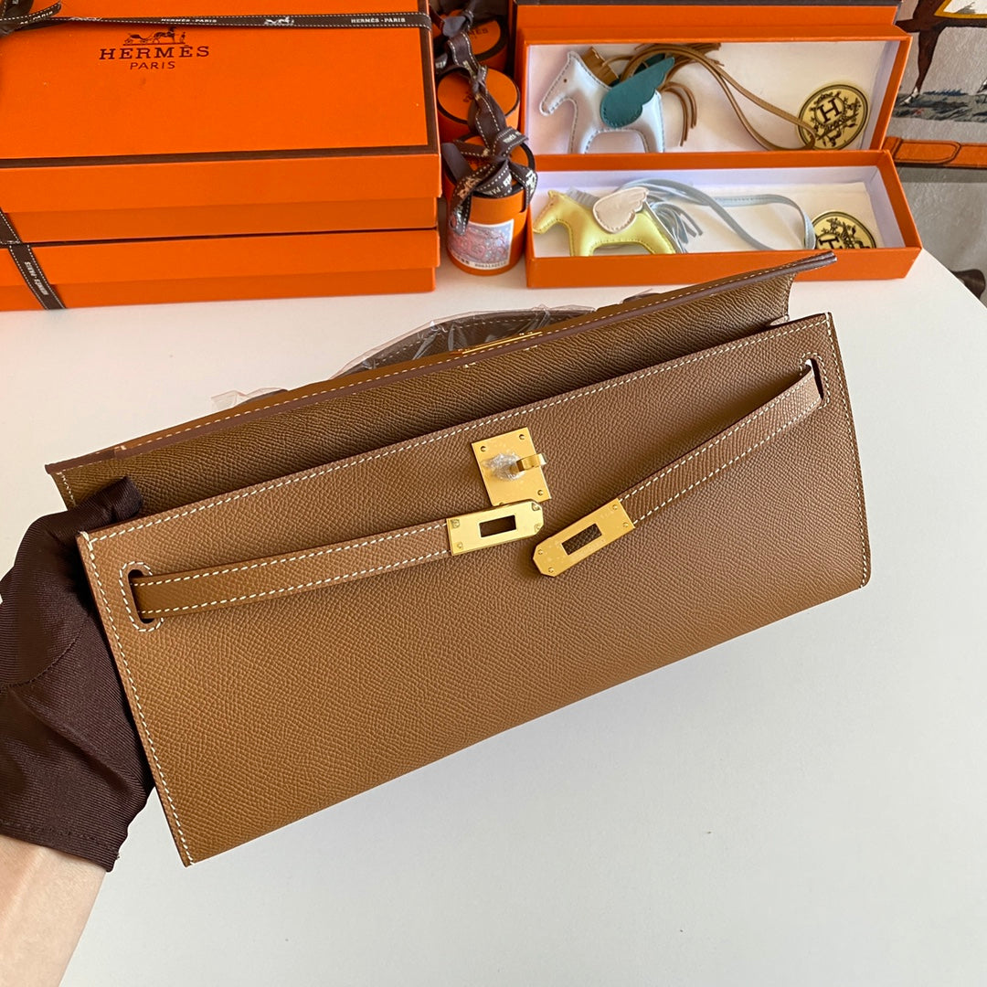 HM KELLY CUT 31 CUIR EPSOM BEURRE DE CACAHUÈTE QUINCAILLERIE DORÉ 229057