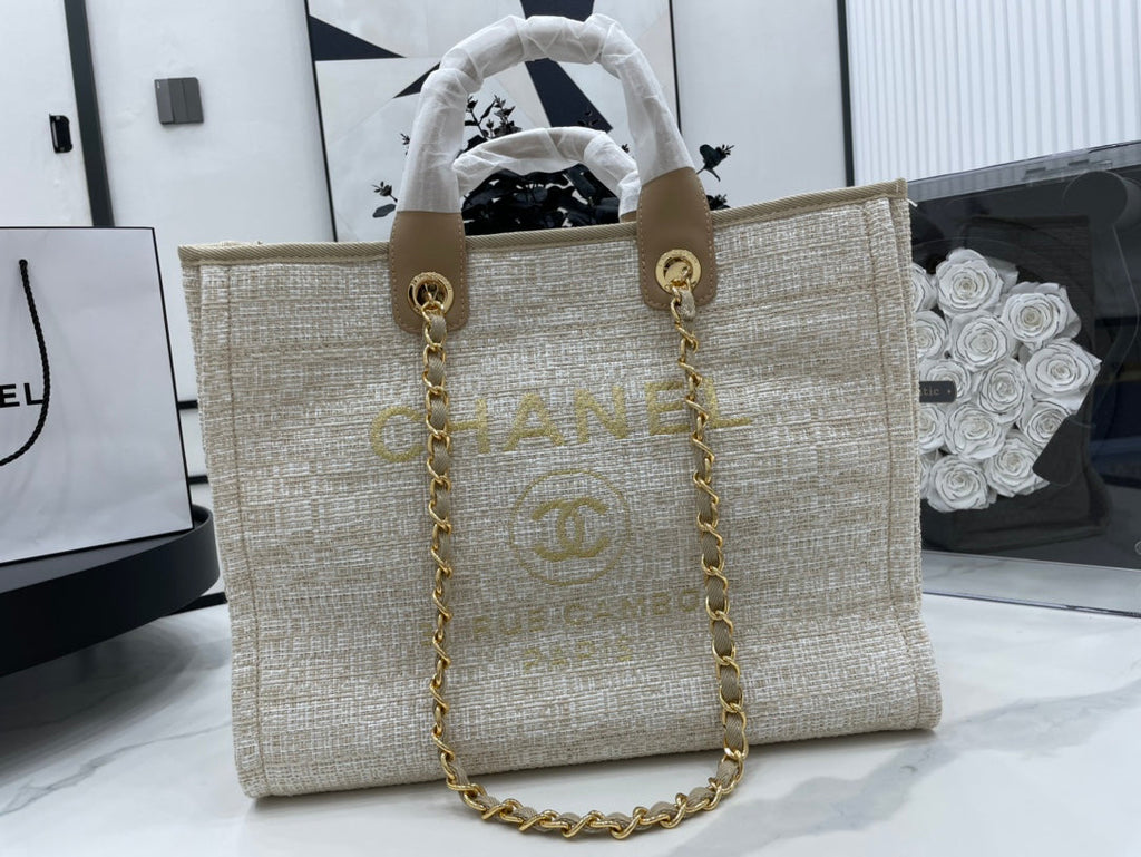 SAC CC DEAUVILLE EN TWEED CUIR MARRON QUINCAILLERIE DORÉ 2