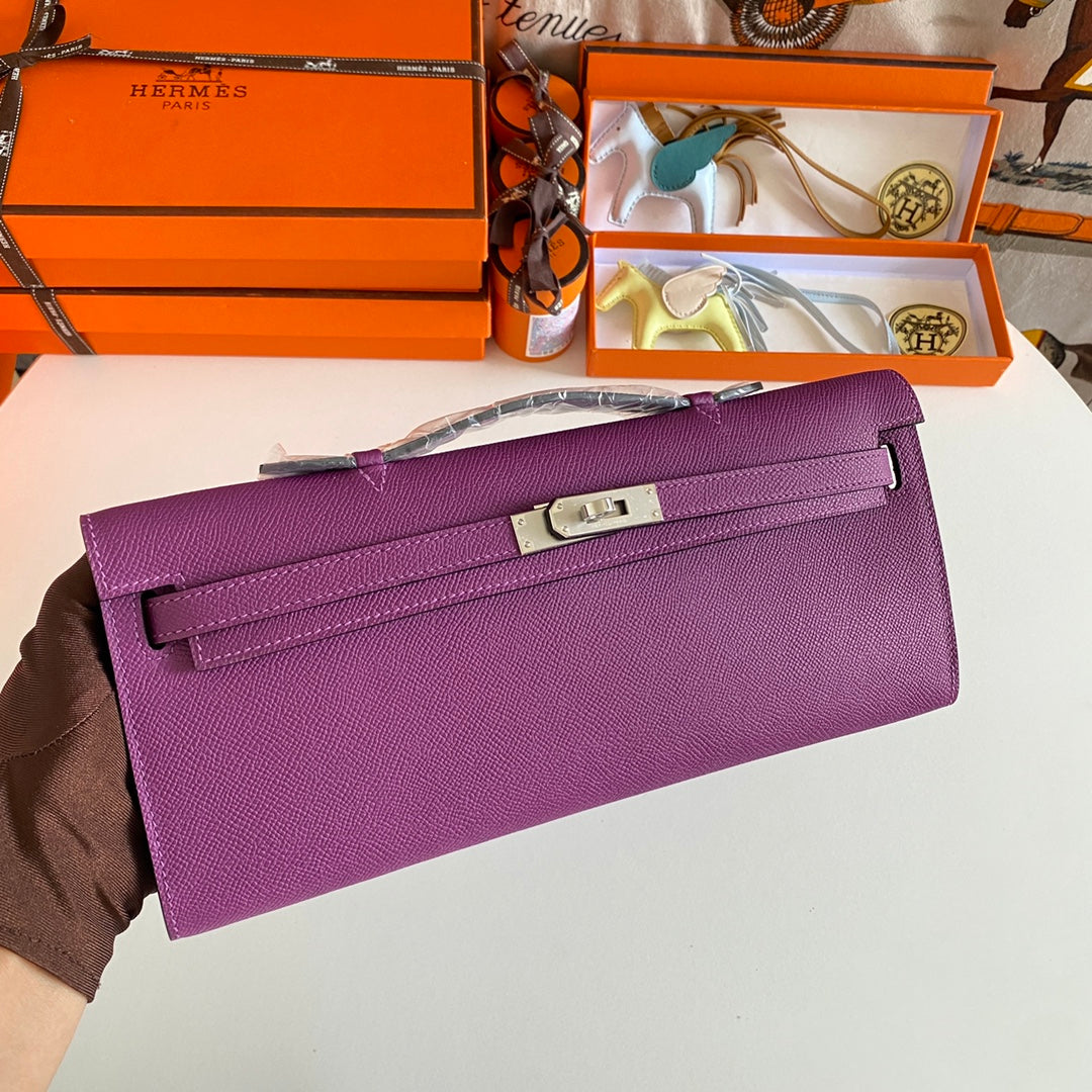 HM KELLY CUT 31 CUIR EPSOM VIOLET QUINCAILLERIE ARGENTÉE 229036
