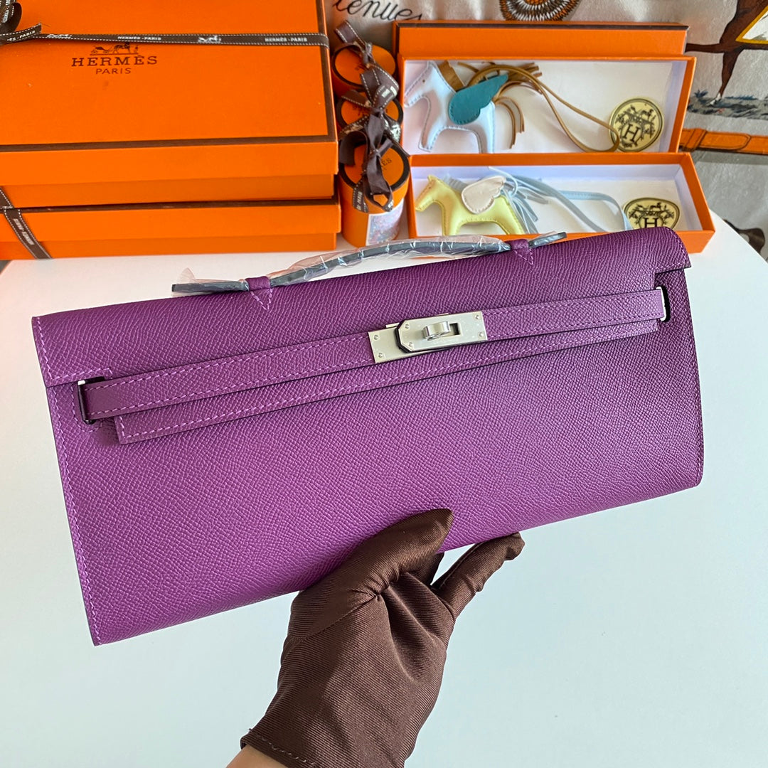 HM KELLY CUT 31 CUIR EPSOM VIOLET QUINCAILLERIE ARGENTÉE 229036