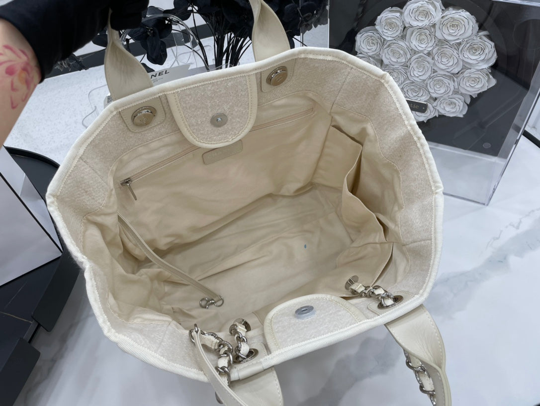 SAC CC DEAUVILLE EN TWEED CUIR BEIGE CLAIR QUINCAILLERIE ARGENTÉE 9