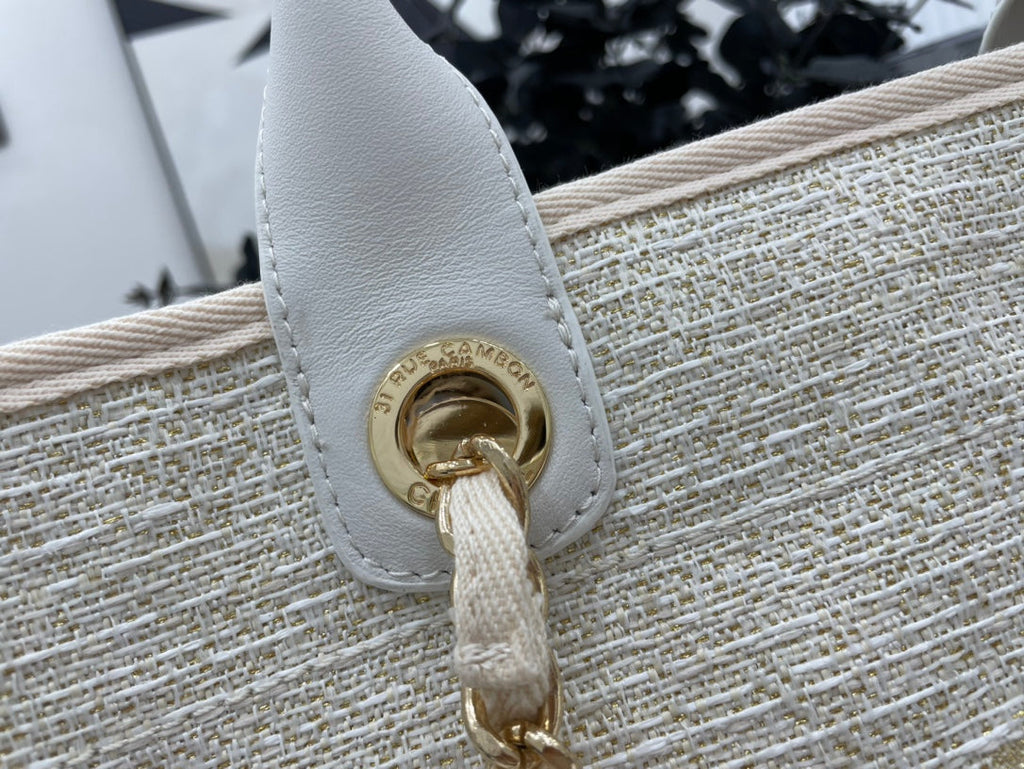 SAC CC DEAUVILLE EN TWEED CUIR BLANC QUINCAILLERIE DORÉE 4
