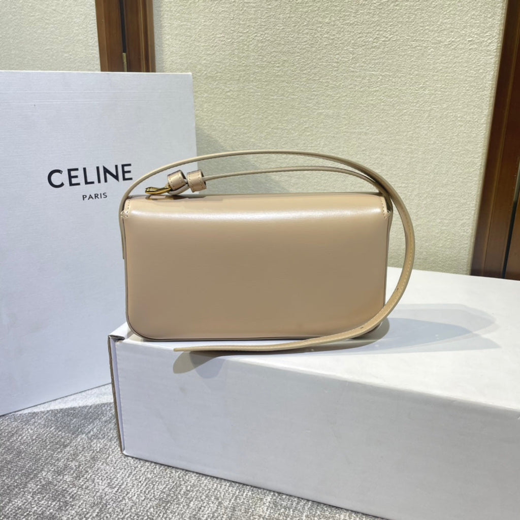 CLASSIC TRIOMPHE 20 CUIR DE VEAU BEIGE CLAIR ACIER DORÉ