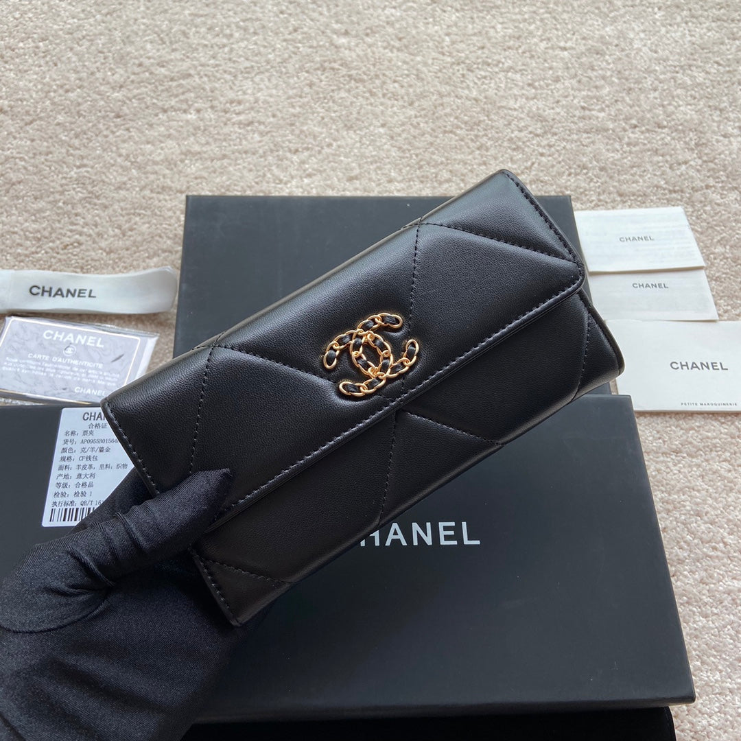 PORTEFEUILLE LONG CC 19 19CM EN CUIR DE VEAU NOIR