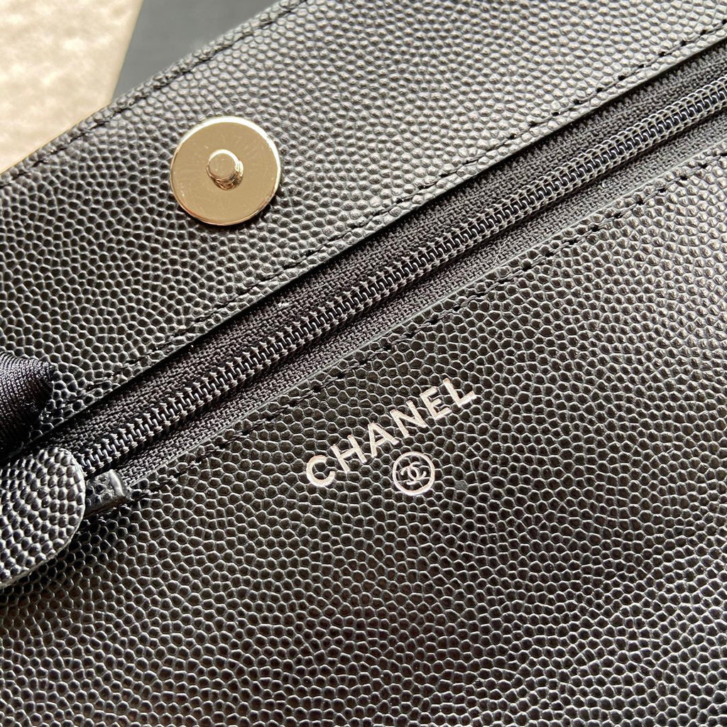 CC CLASSIC WOC 20CM ALL BLACK GRAINED CALFSKIN