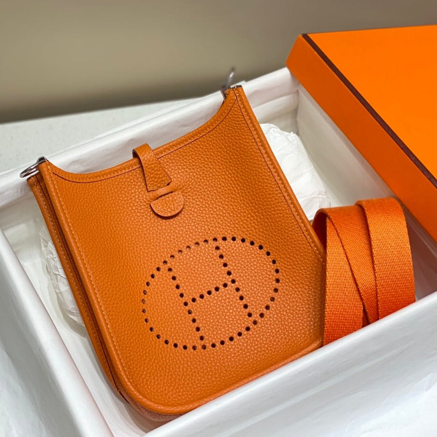 MINI EVELYNE 18CM ORANGE CHAUD TOGO SHW