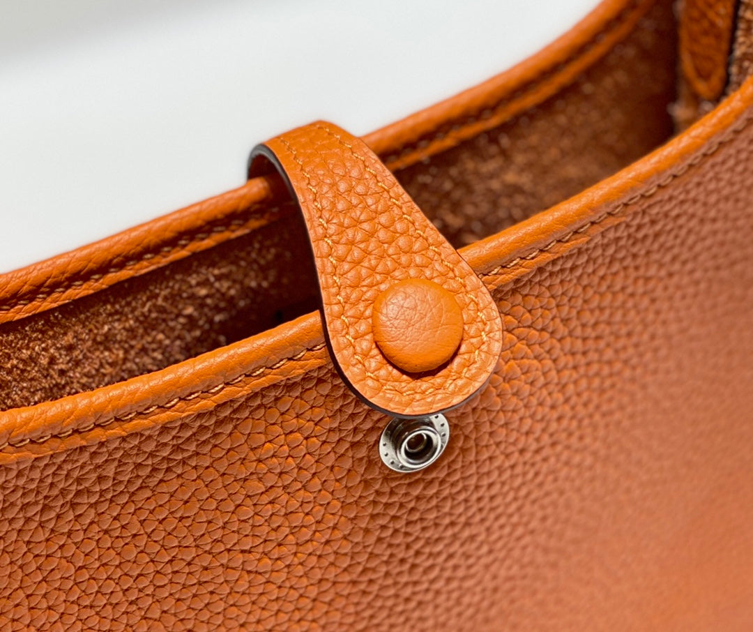 MINI EVELYNE 18CM ORANGE CHAUD TOGO SHW