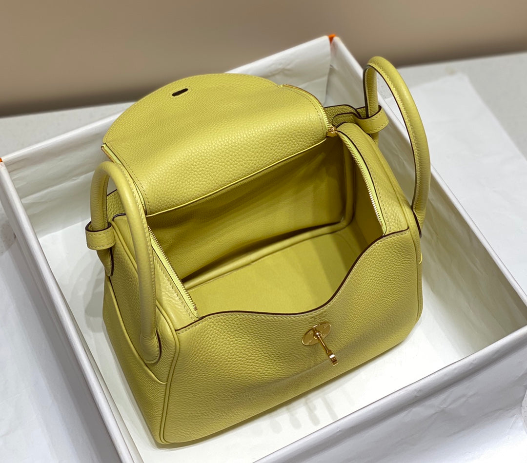 HM LINDY 30 バッグ レモン トリヨン クレマンス レザー