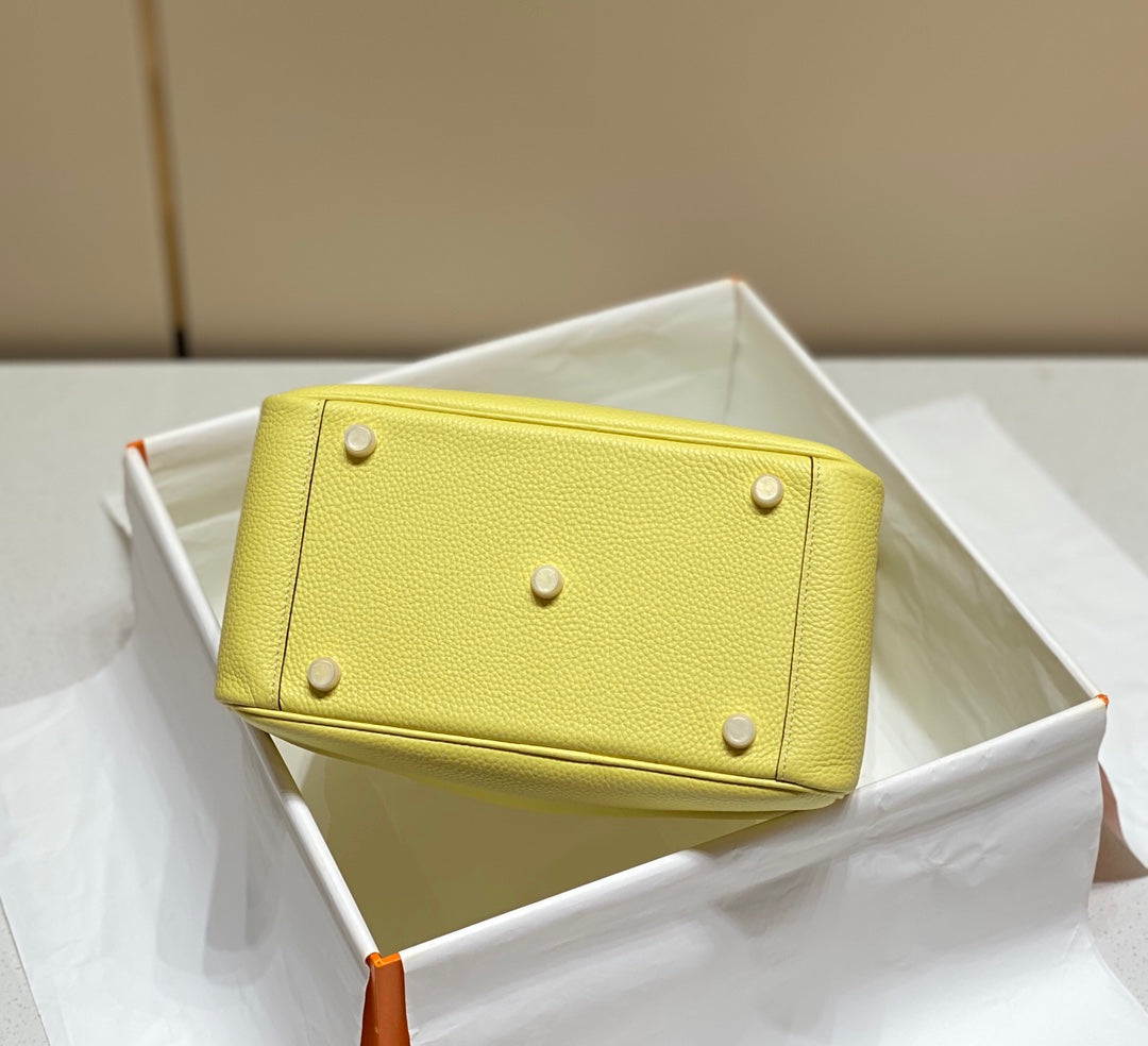 SAC HM LINDY 30 CUIR TAURILLON CLEMENCE CITRON