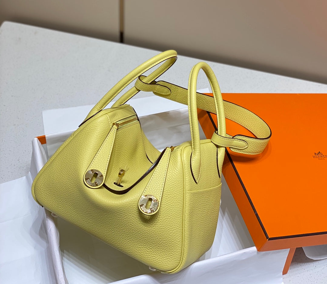 SAC HM LINDY 26 CUIR TAURILLON CLEMENCE CITRON