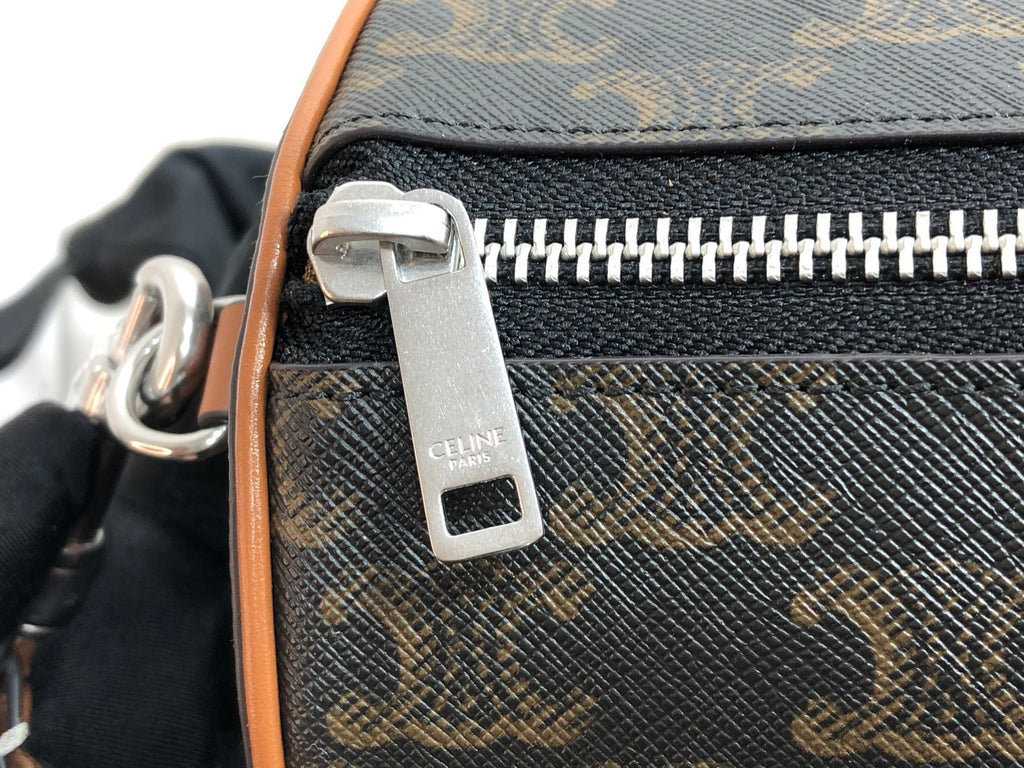 SAC CYLINDRIQUE 22 EN CUIR DE VACHE À MOTIF NOIR