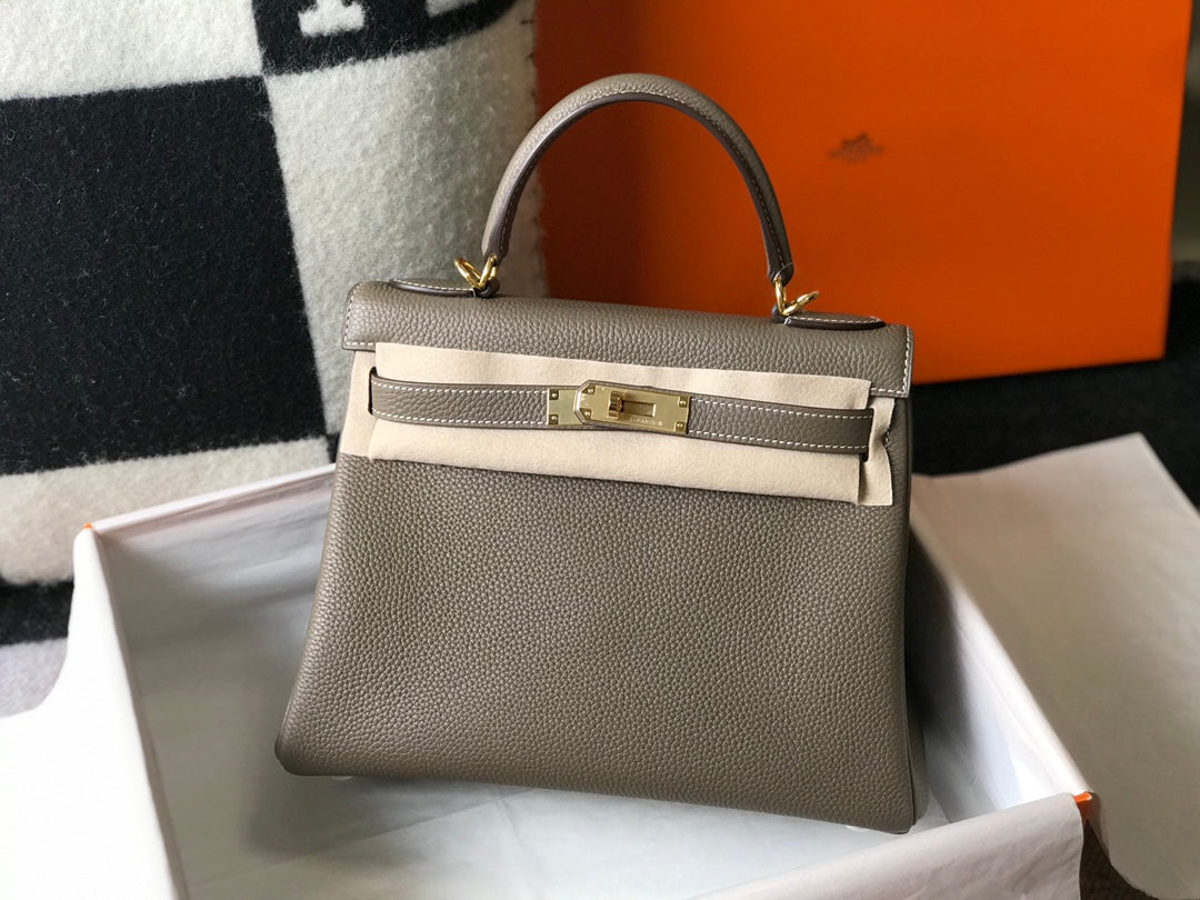 HM ケリー 32cm トープ トーゴレザー ゴールド金具