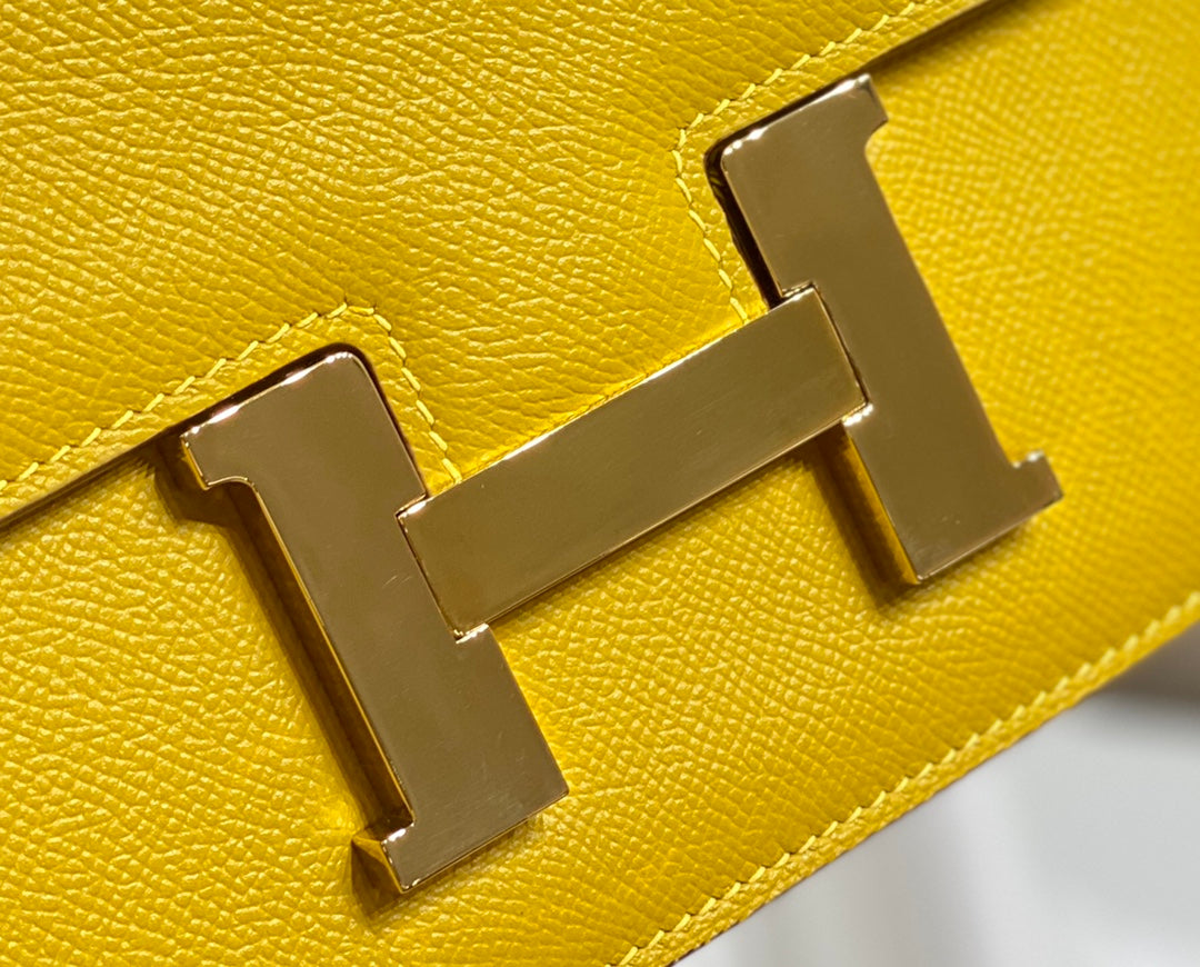 CONSTANCE 24 CUIR EPSOM JAUNE QUINCAILLERIE DORÉ