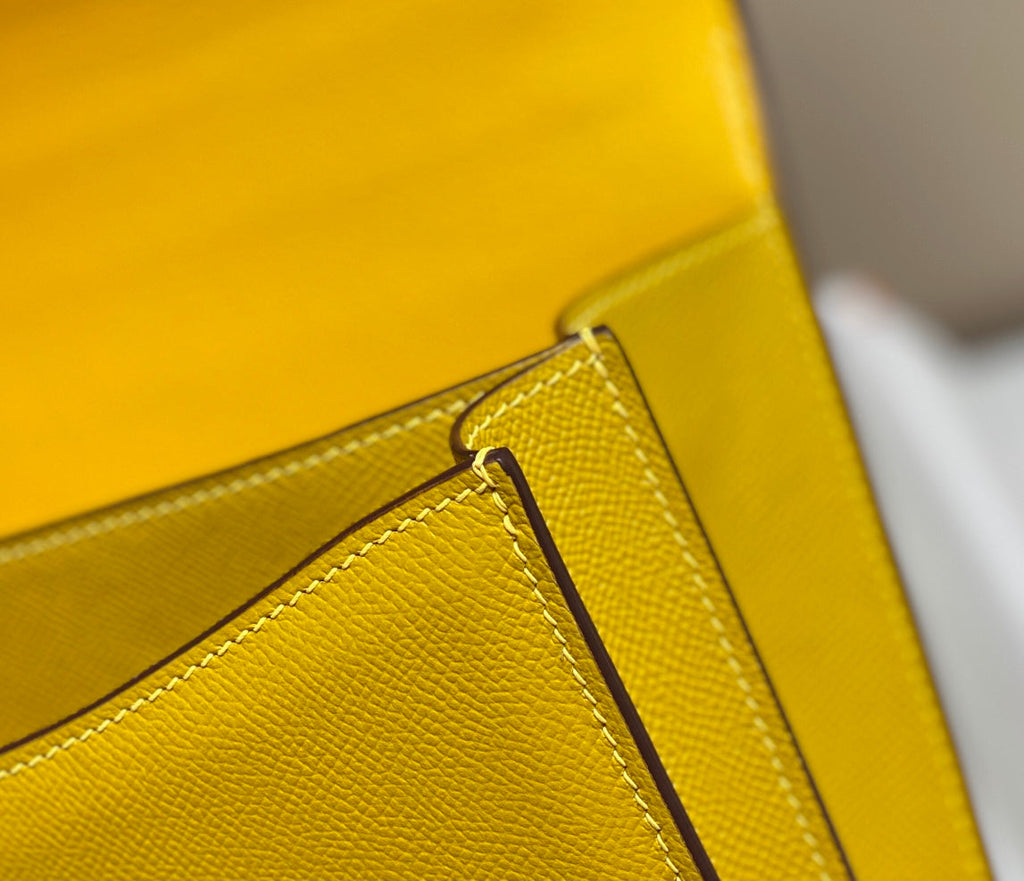 CONSTANCE 24 CUIR EPSOM JAUNE QUINCAILLERIE DORÉ