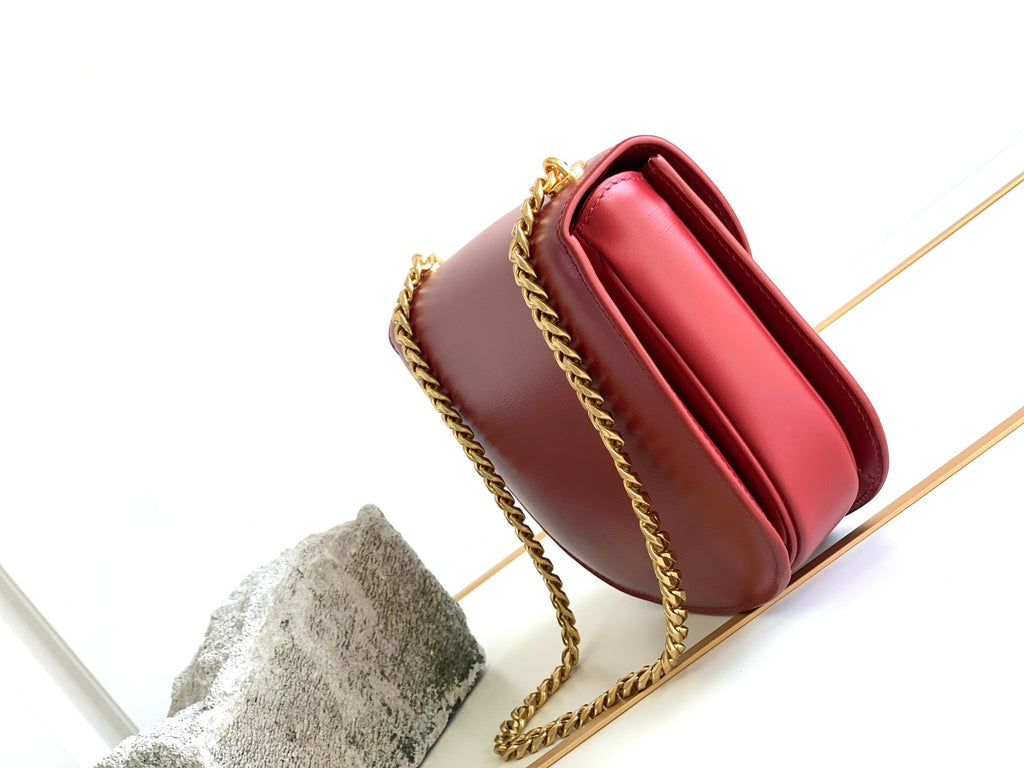 TEEN BESACE TRIOMPHE 18.5 DARK RED CALFSKIN WITH CHAIN