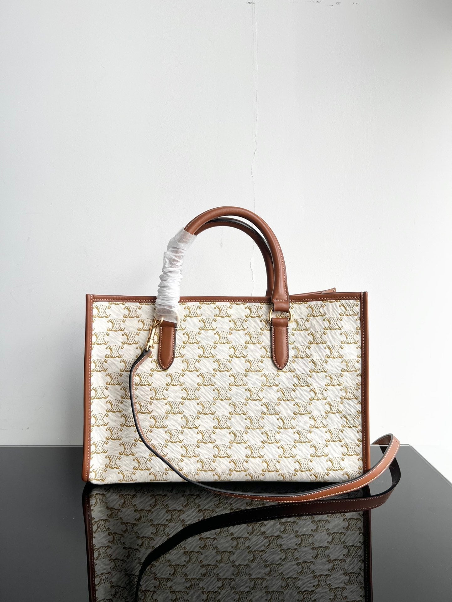 SAC CABAS TRIPHOME 35 EN CUIR DE VEAU BLANC CRÈME