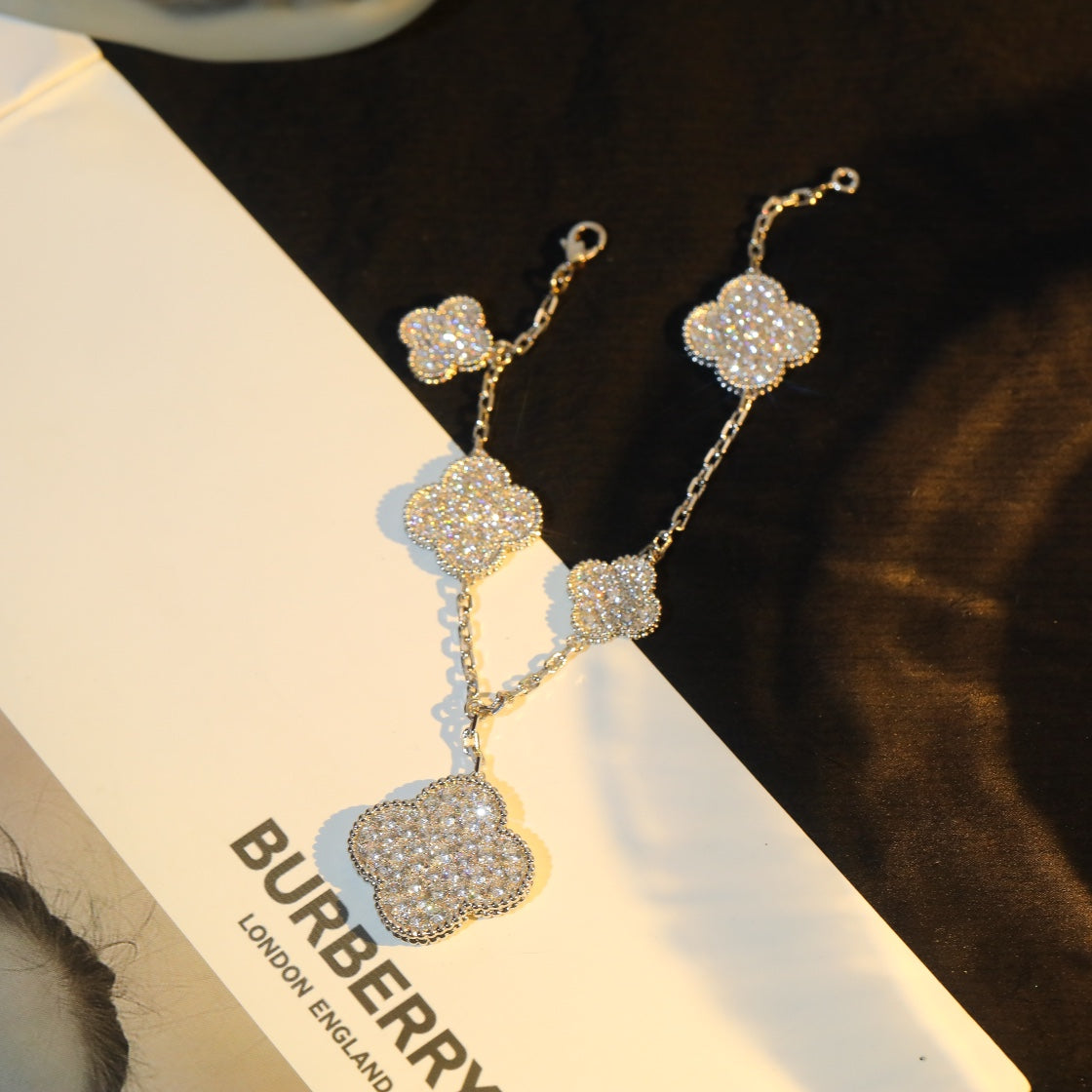 CLOVER BRACELET 5 MOTIF SILVER DIAMOND PAVED