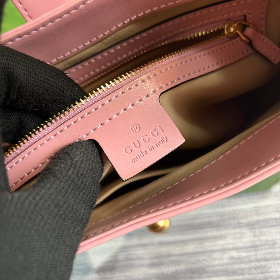 SAC À BANDOULIÈRE GG JACKIE SMALL 28 EN CUIR DE VEAU ROSE PASTEL