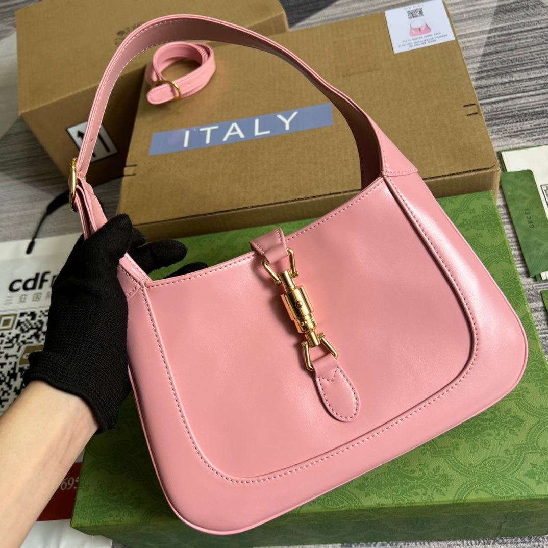 SAC À BANDOULIÈRE GG JACKIE SMALL 28 EN CUIR DE VEAU ROSE PASTEL
