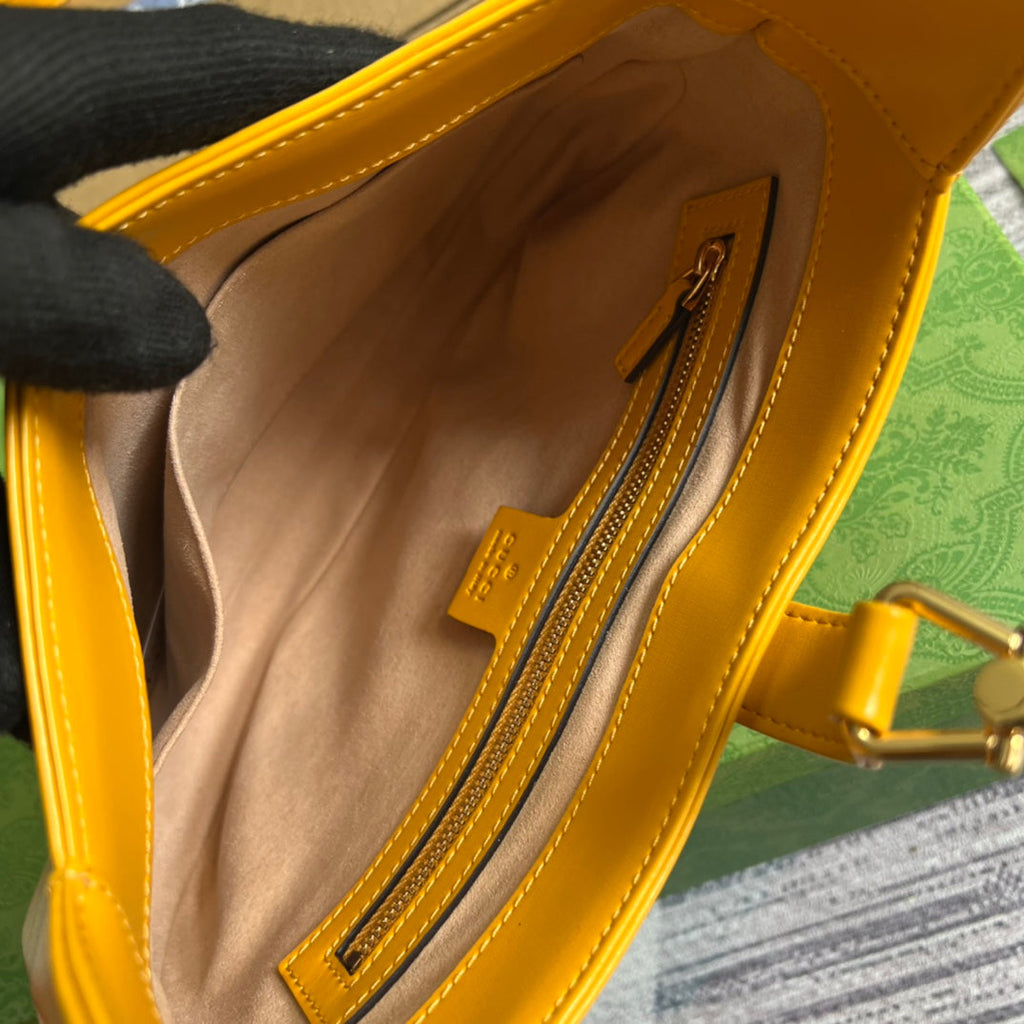 SAC À BANDOULIÈRE GG JACKIE SMALL 28 EN CUIR DE VEAU JAUNE
