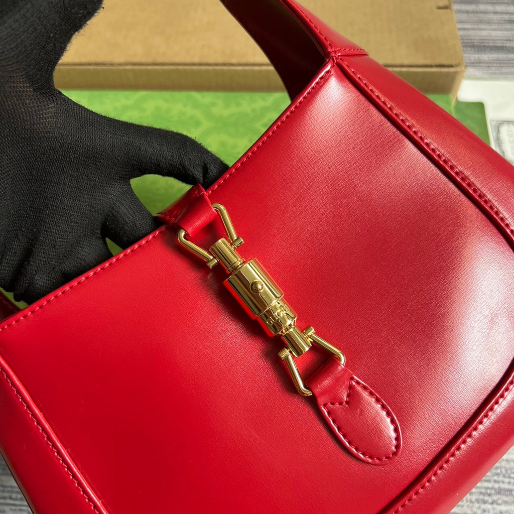 SAC À BANDOULIÈRE GG JACKIE SMALL 28 EN CUIR DE VEAU ROUGE CERISE