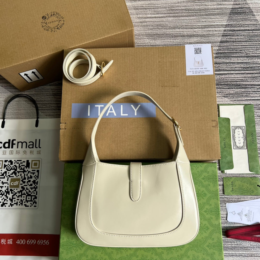SAC À BANDOULIÈRE GG JACKIE SMALL 28 EN CUIR DE VEAU BLANC