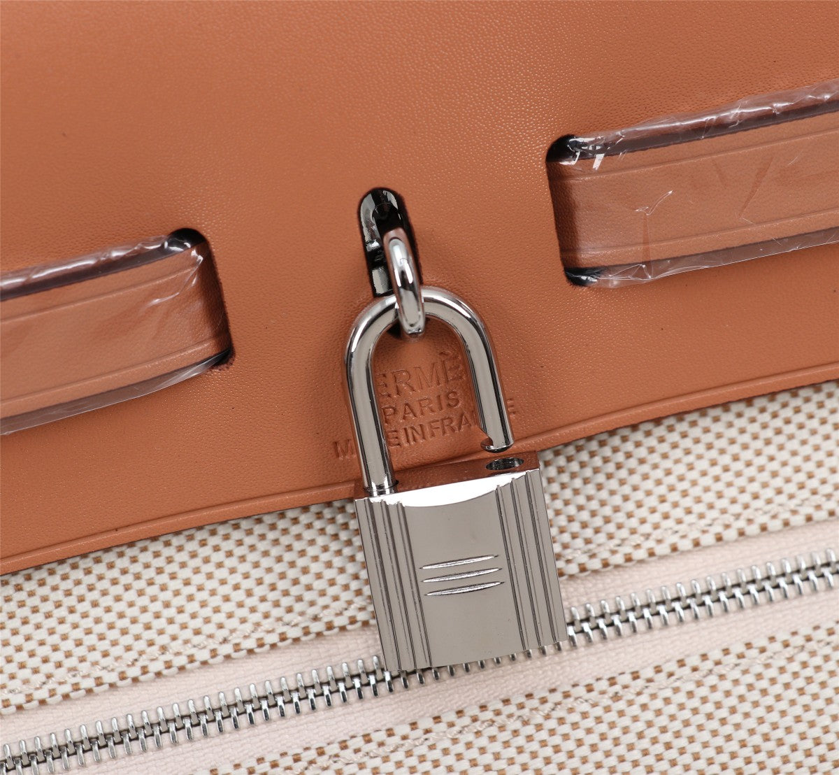 HM HERBAG ZIP 31 CUIR DE VEAU BLANC CIDRE ET CRÈME