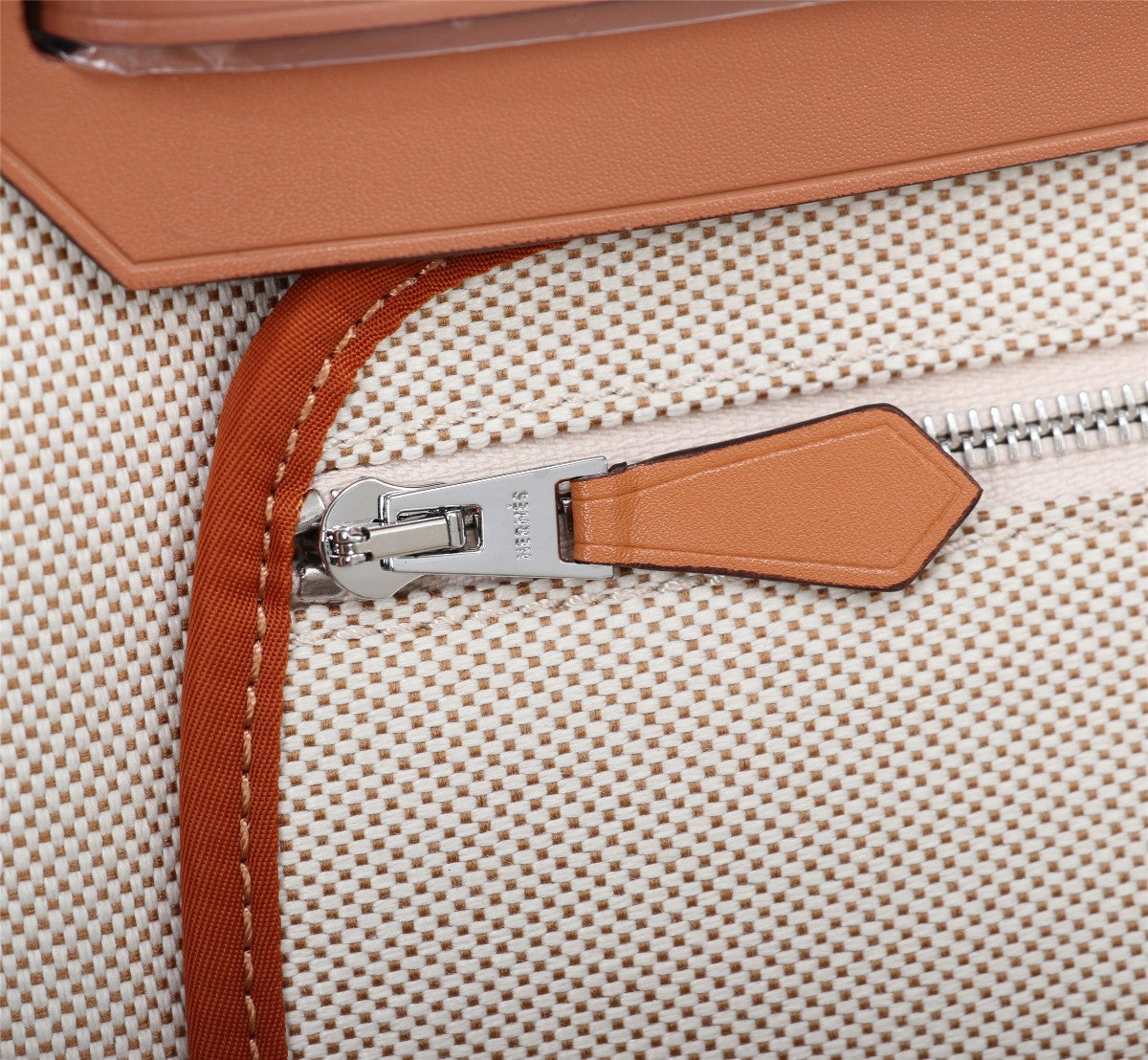 HM HERBAG ZIP 31 CUIR DE VEAU BLANC CIDRE ET CRÈME