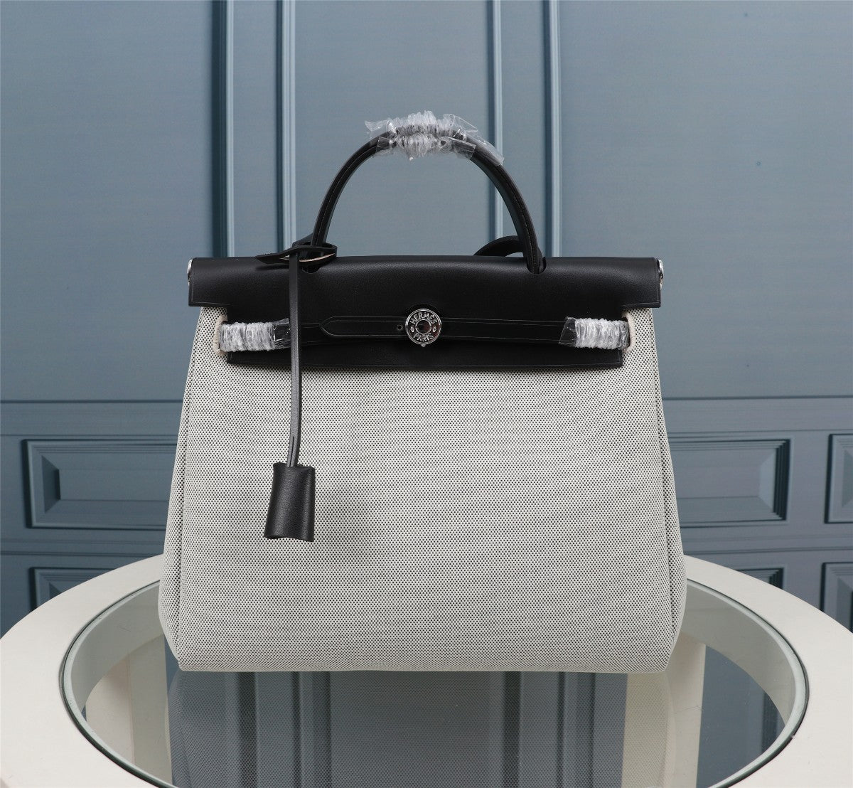 HM HERBAG ZIP 31 TOILE NOIRE ET BLANCHE