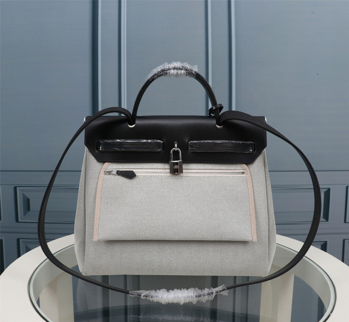 HM HERBAG ZIP 31 TOILE NOIRE ET BLANCHE