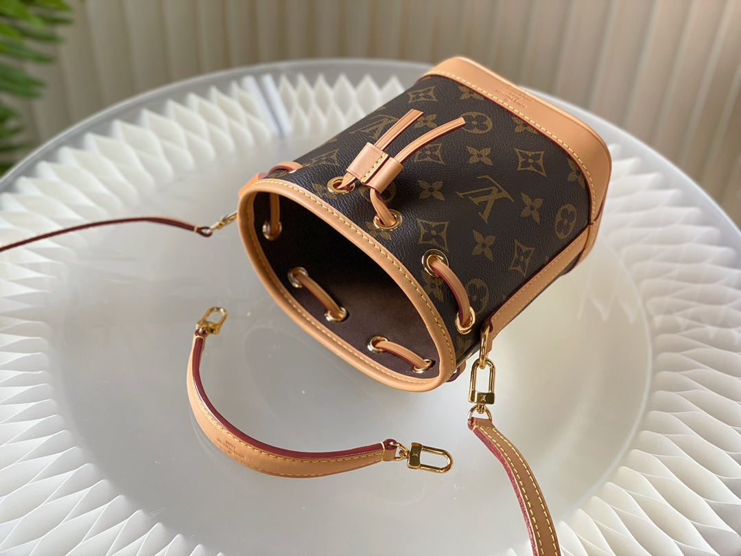 NANO NOE 13 TOILE MONOGRAMME MARRON CUIR DE VEAU BEIGE QUINCAILLERIE DORÉ