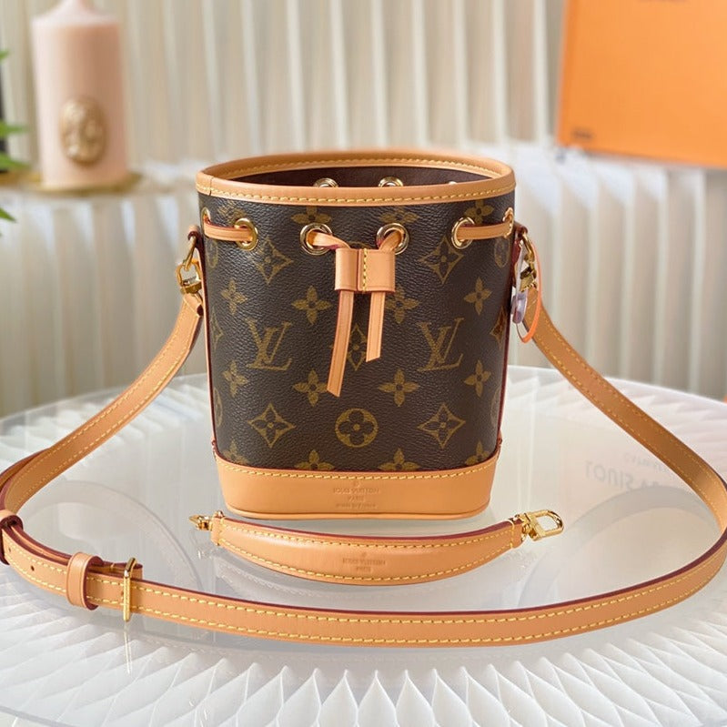 NANO NOE 13 TOILE MONOGRAMME MARRON CUIR DE VEAU BEIGE QUINCAILLERIE DORÉ