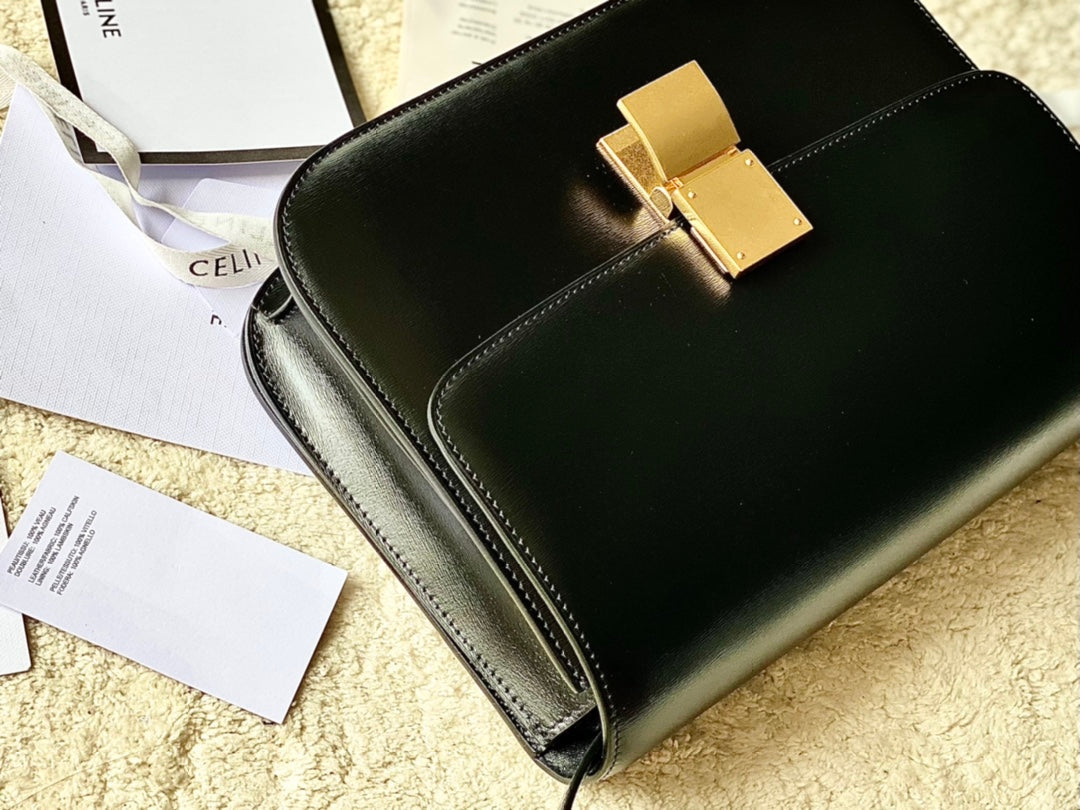 SAC CLASSIQUE MOYEN CELINE 24 CM EN CUIR DE VEAU NOIR
