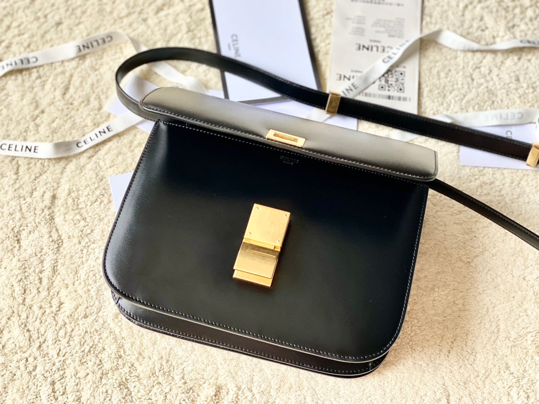 SAC CLASSIQUE MOYEN CELINE 24 CM EN CUIR DE VEAU NOIR