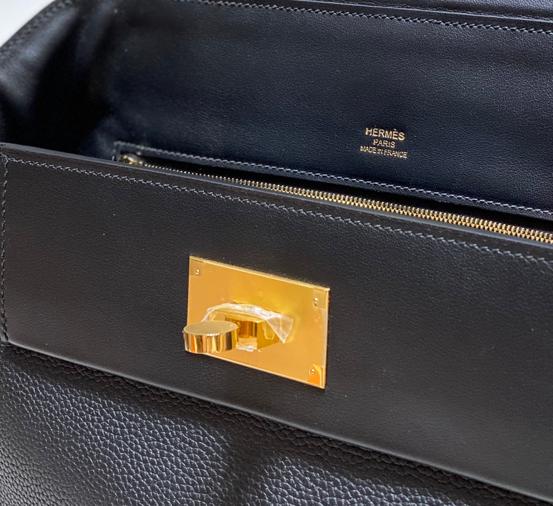 SAC À MAIN HM KELLY 29 EN CUIR DE VEAU NOIR