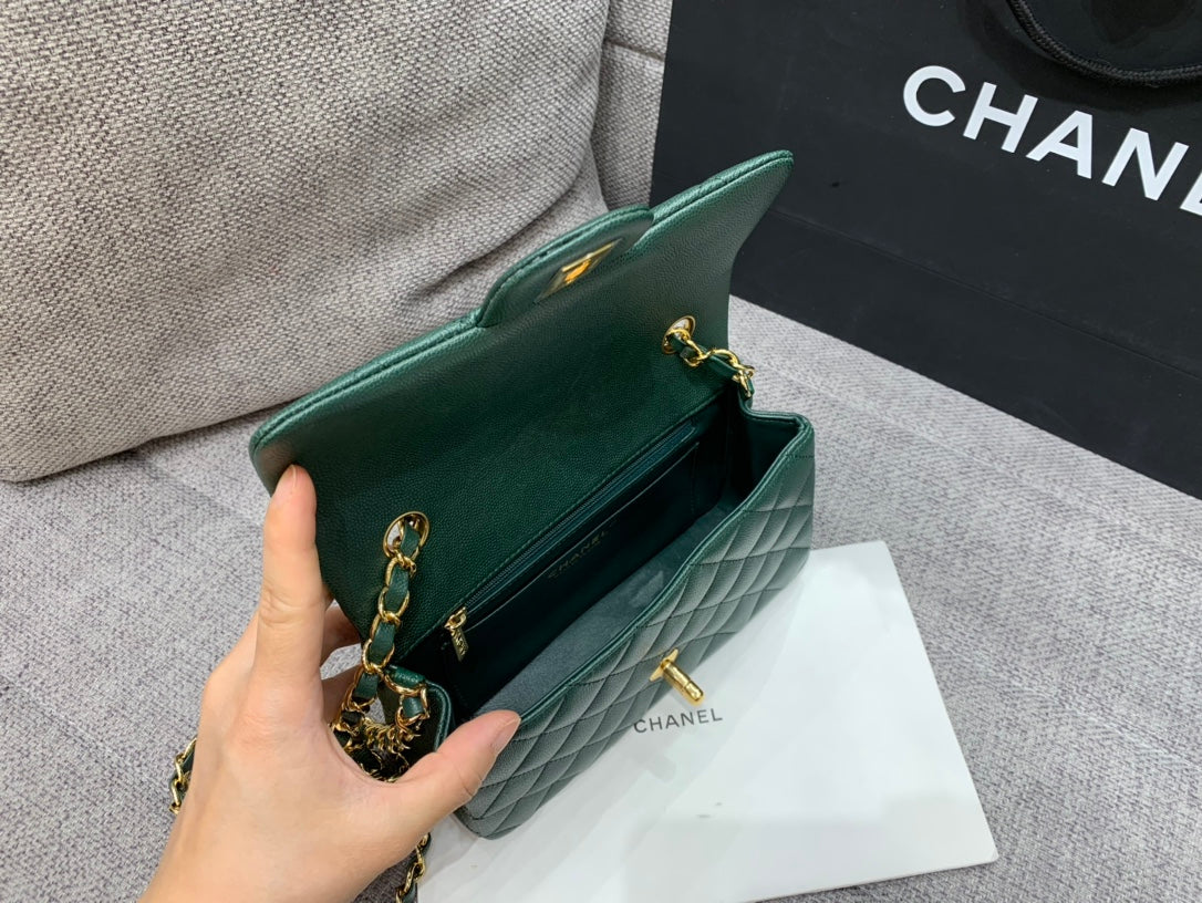MINI SAC À RABAT 20 CM BLEU FONCÉ VERT CAVIAR QUINCAILLERIE OR 