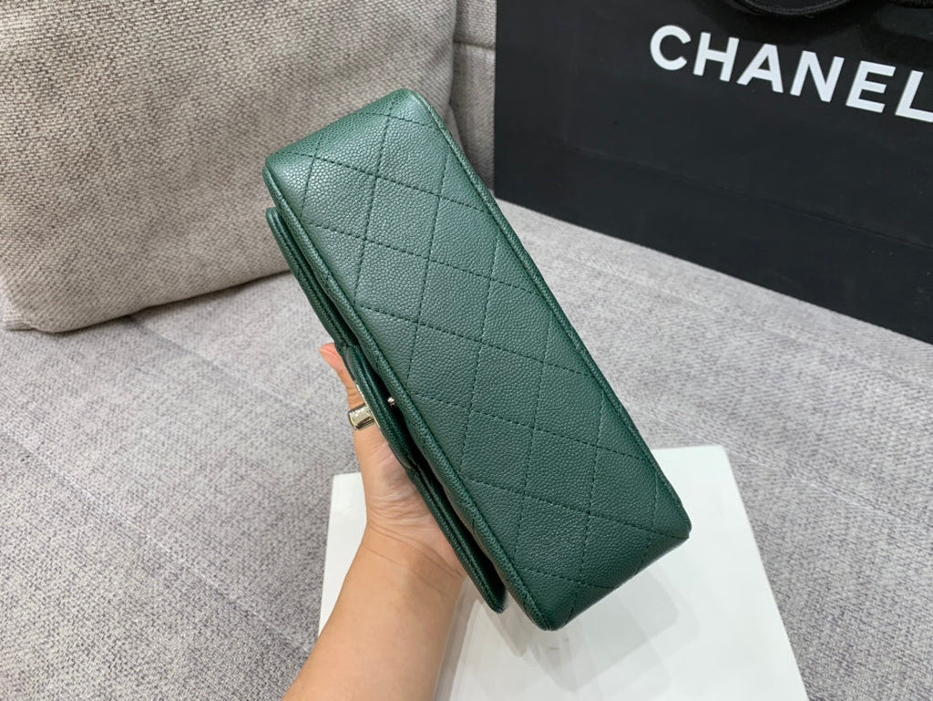 MINI SAC À RABAT 20 CM BLEU FONCÉ VERT CAVIAR QUINCAILLERIE ARGENTÉE 