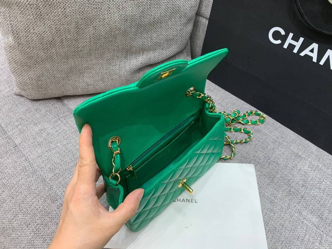 MINI SAC À RABAT 20 CM VERT FONCÉ CAVIAR QUINCAILLERIE OR 