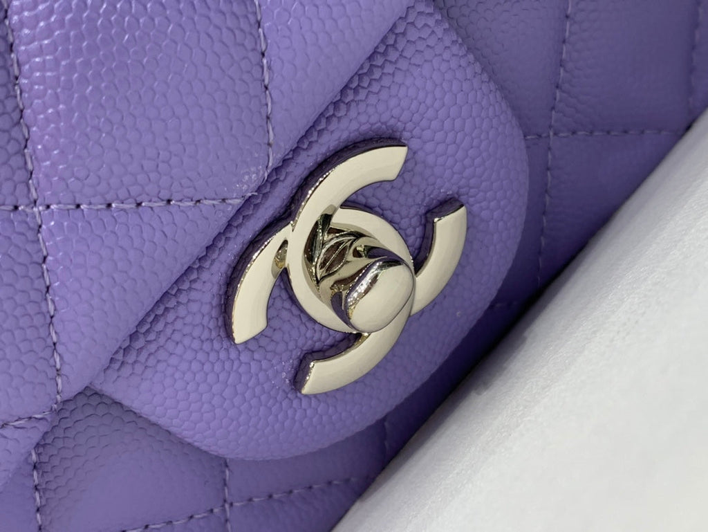 MINI SAC À RABAT 20 CM VIOLET CAVIAR QUINCAILLERIE ARGENTÉE 