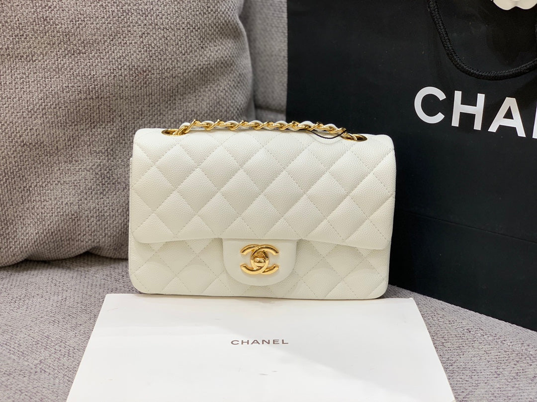 FLAP BAG MINI 20CM WHITE CAVIAR GOLD HARDWARE
