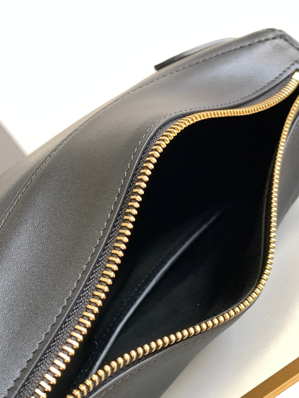 TRIOMPHE CLASSIC 25 CUIR DE VEAU NOIR