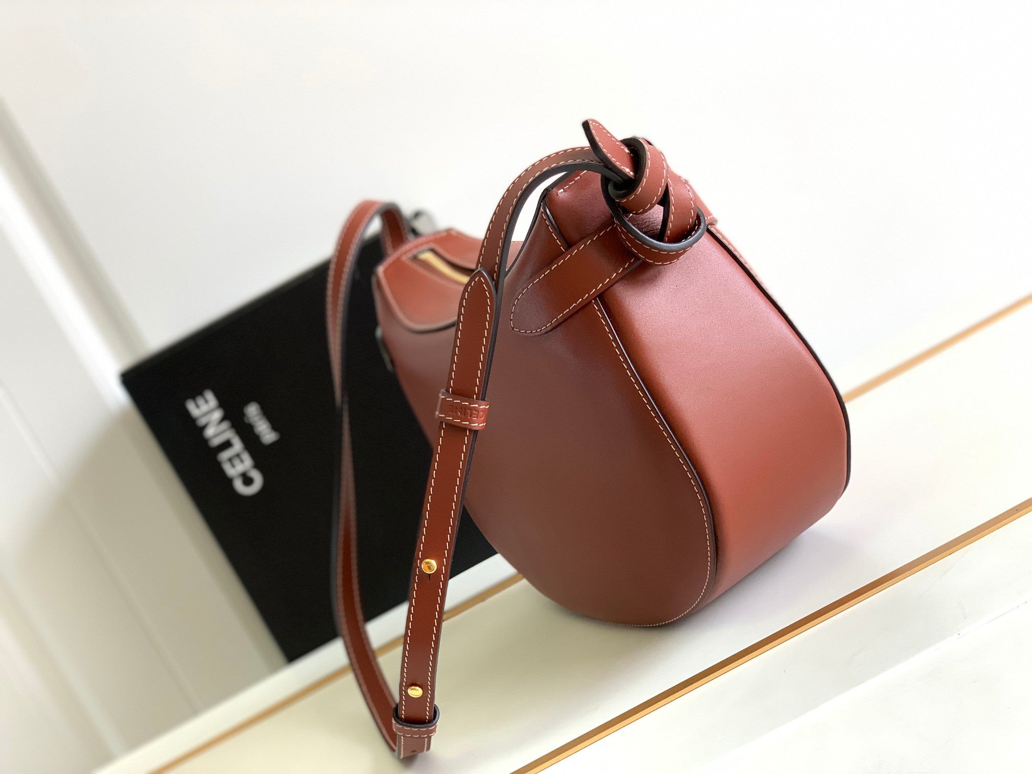 TRIOMPHE CLASSIC 25 CUIR DE VEAU MARRON CANNELLE