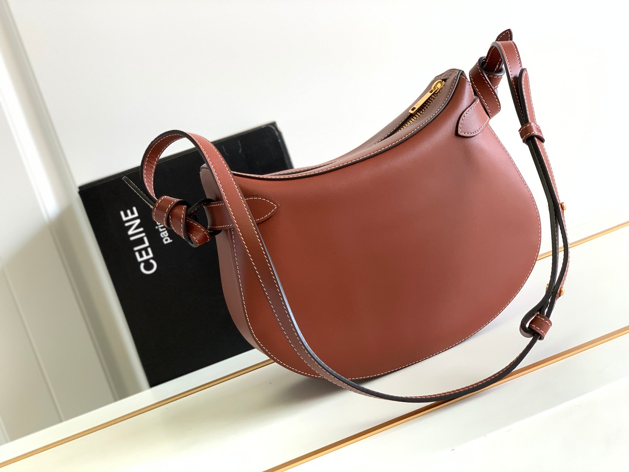 TRIOMPHE CLASSIC 25 CUIR DE VEAU MARRON CANNELLE