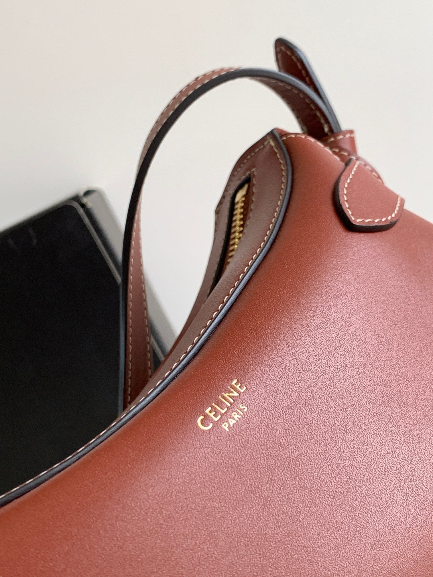 TRIOMPHE CLASSIC 25 CUIR DE VEAU MARRON CANNELLE