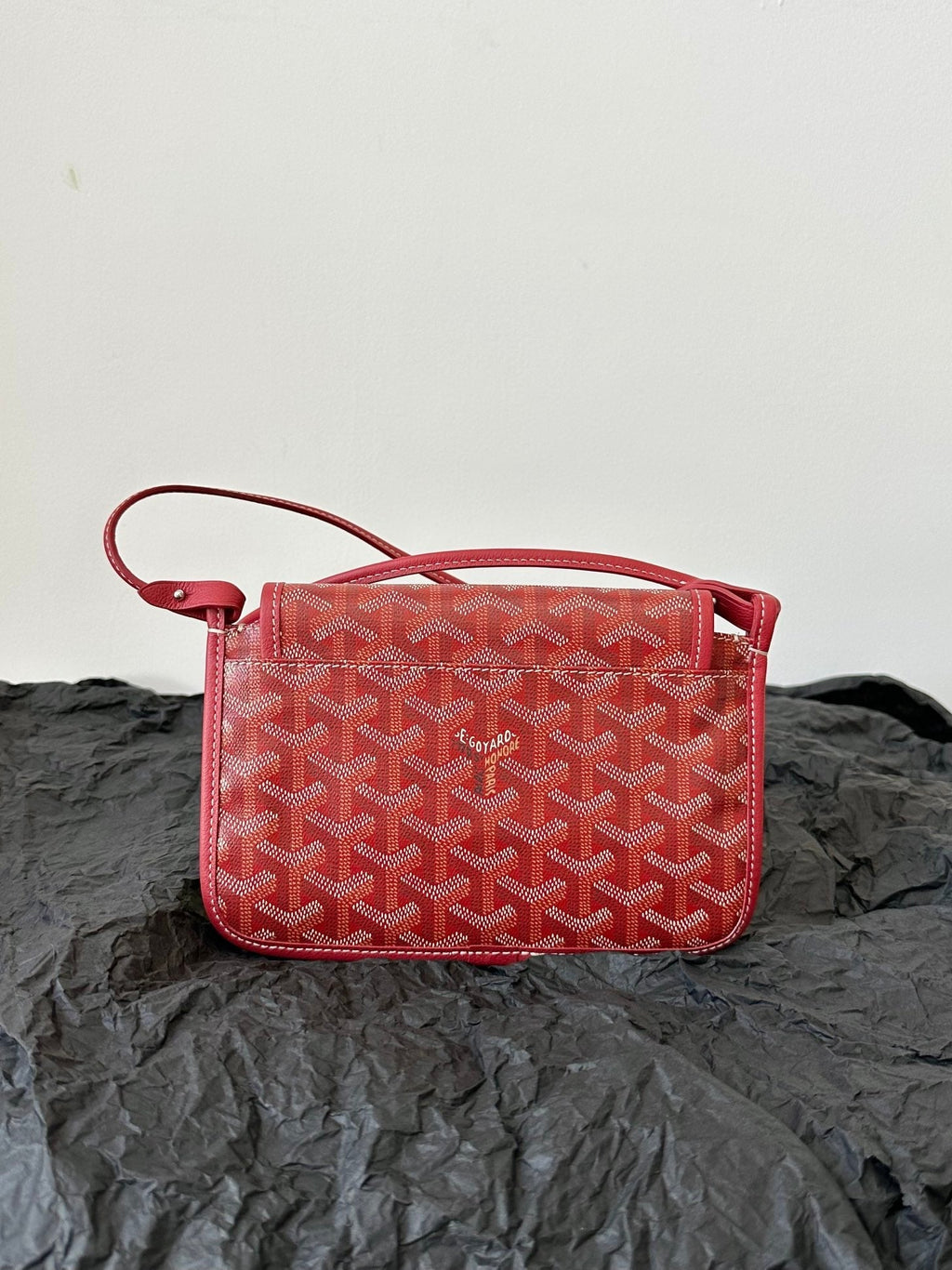 Portefeuille de poche Plumet 20 pouces en toile Goyardine rouge classique et garniture en cuir d'agneau