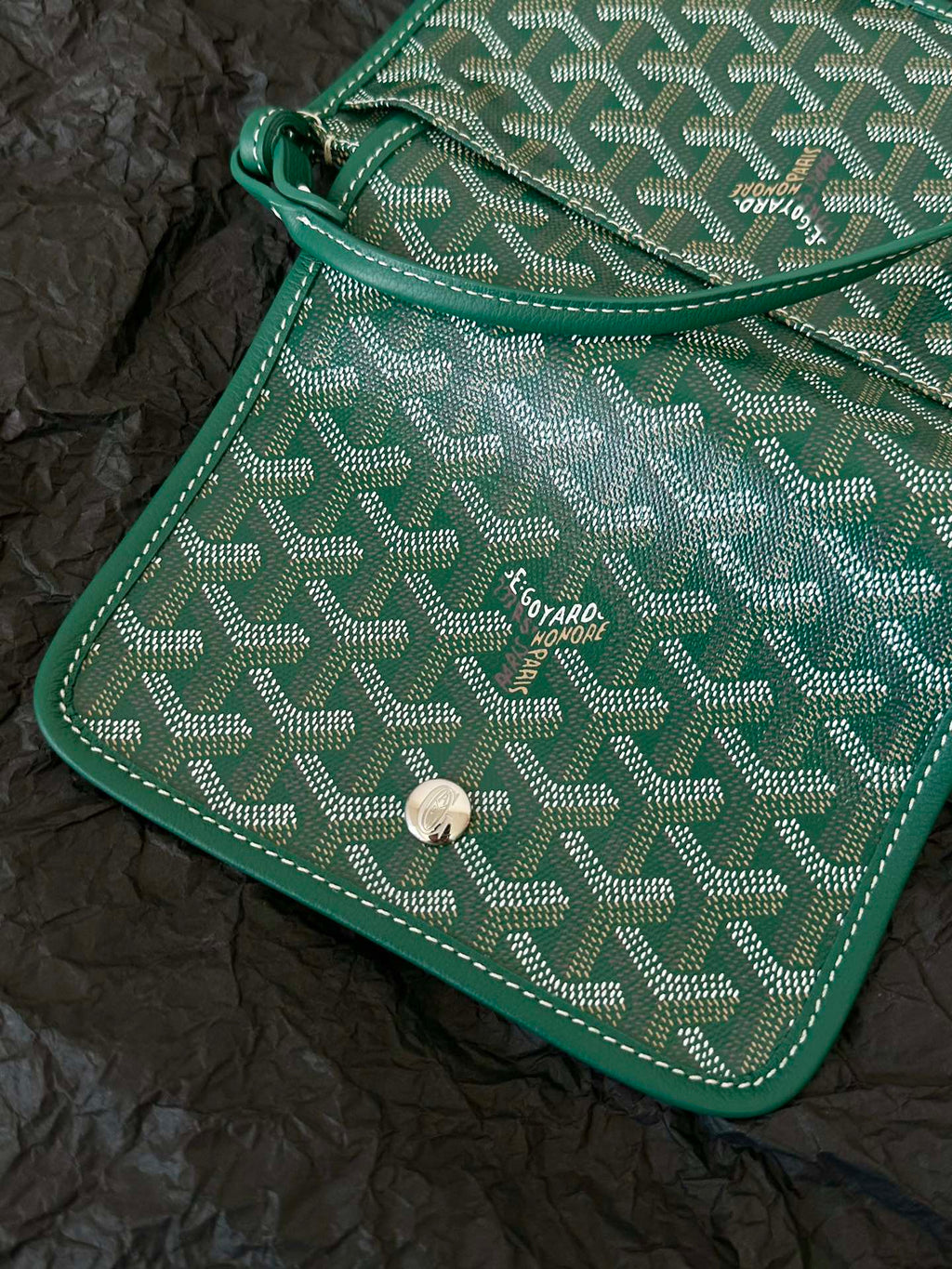 PORTEFEUILLE PLUMET POCKET 20 EN TOILE GOYARDINE VERTE ET GARNITURE AGNEAU
