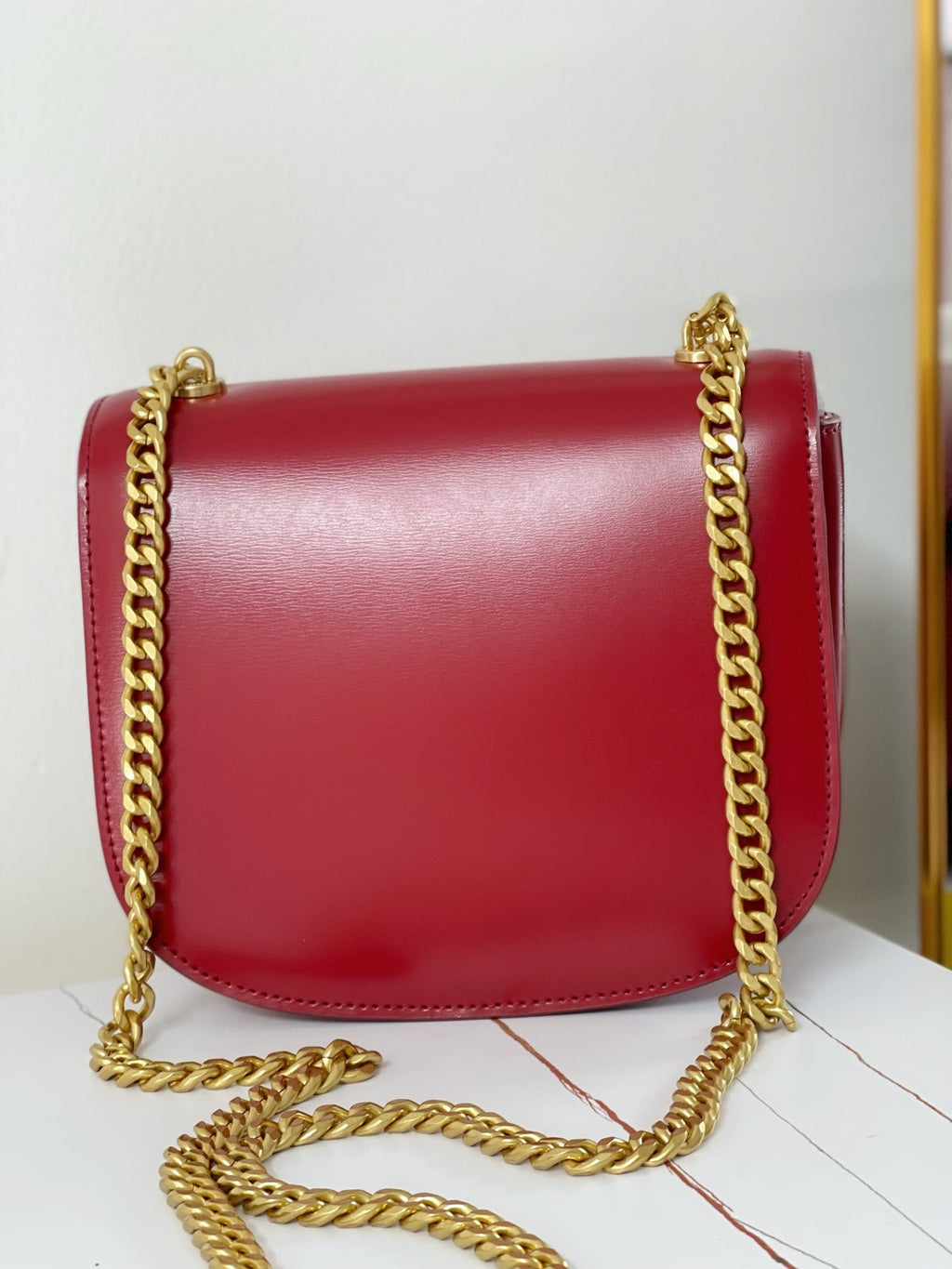 SAC DE SELLE TRIPHOME 19 EN CUIR DE VEAU ROUGE CERISE